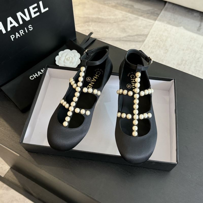 Chanel Low Shoes